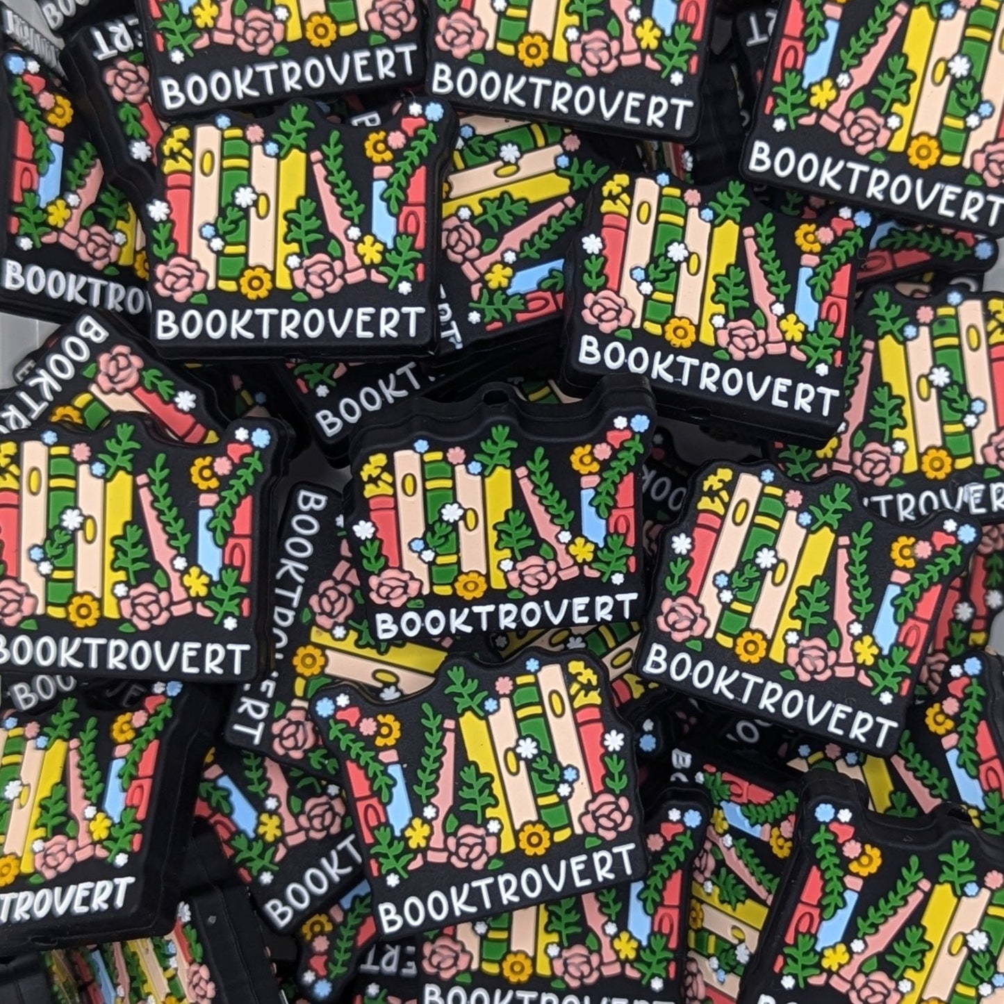 Booktrovert focal